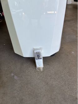 LG 10,000 Portable Air Conditioner