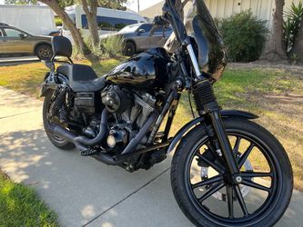 Harley dyna custom 2007