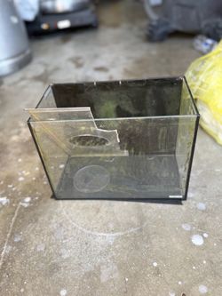 2.5 Gallon Fish Tank With LED Light and Mini Heater