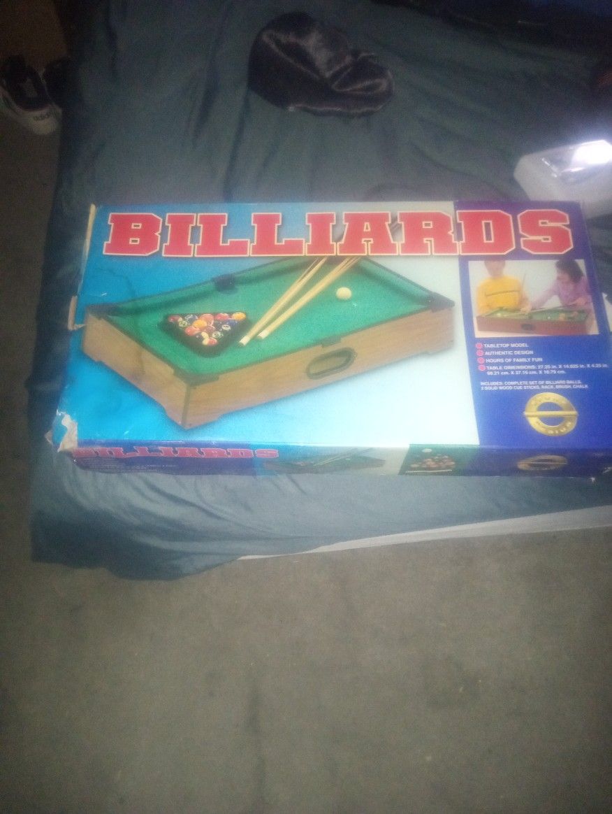 Mini Pool Table And Other Games