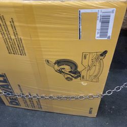 FOR SALE BRAND NEW DEWALT CHOP SAW 
