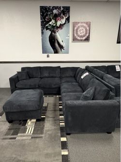 Black Sofa Sectional w/ Free Ottoman
