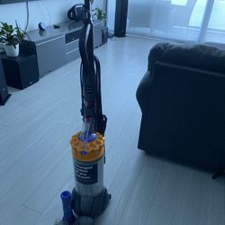 Dyson Multy Floor 
