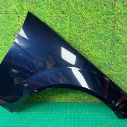 12-14 MERCEDES W204 C250 COUPE C300 FRONT RIGHT PASSENGER SIDE FENDER 890 OEM