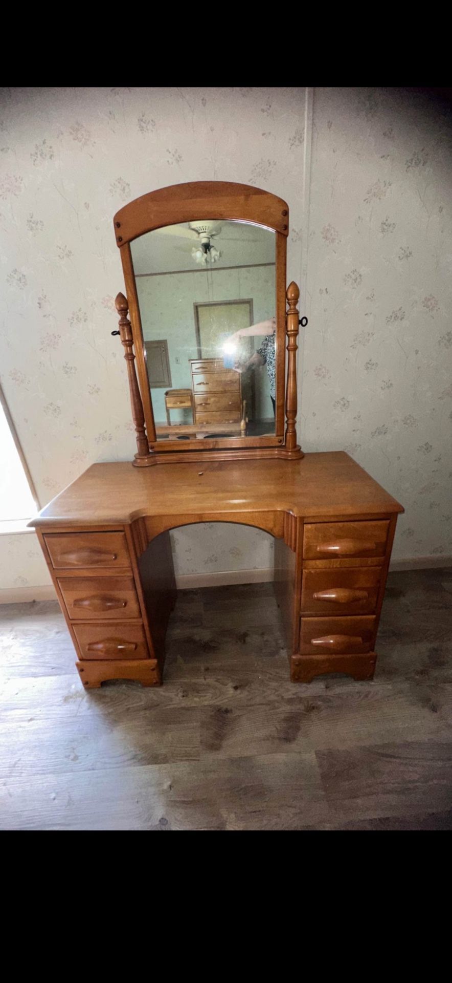 Wooden Dresser With Mirror