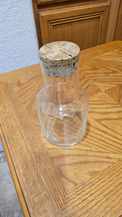 CHUNKY CORK TOP APOTHECARY JAR