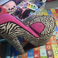 Storage Chair