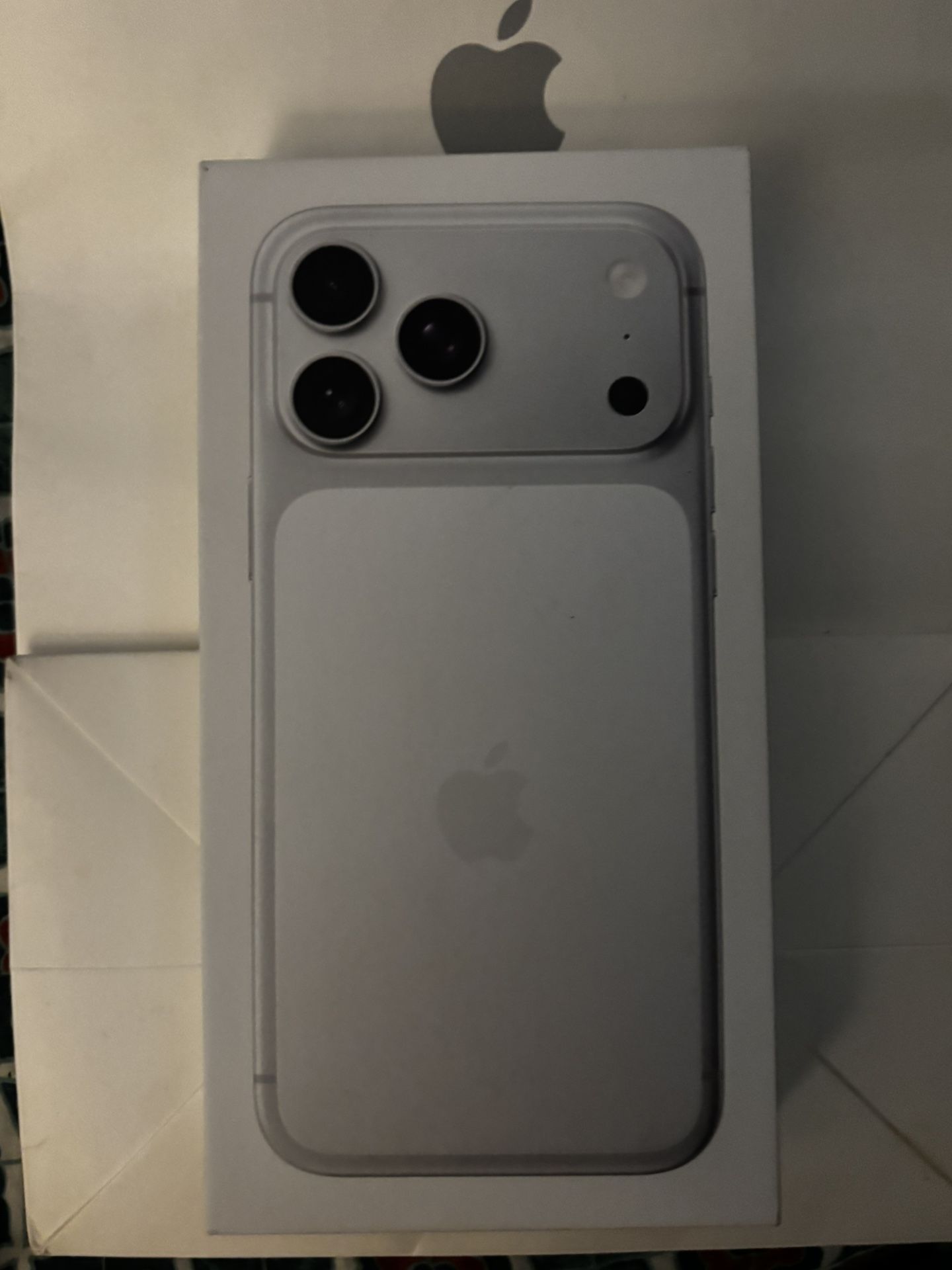 iPhone 17 Pro Max Sliver