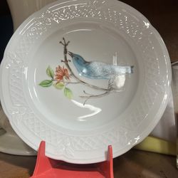 Deaigner plate with holder