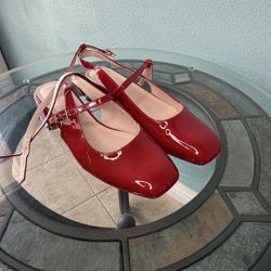 Red Patent Mary Jane Block Heels – Size 7.5 – Excellent Condition