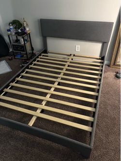 Full size bed
