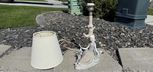 Lladro Lamp