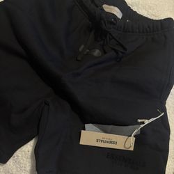 Essentials Shorts