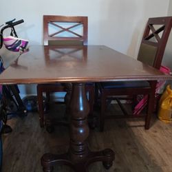 Dining Table With 4 Wooden Chair 