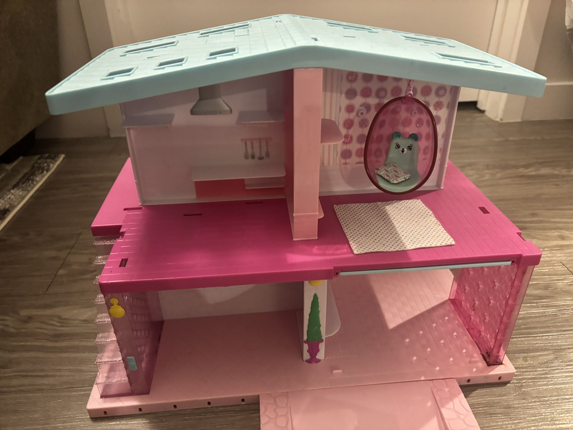 Shopkins House