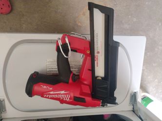 Milwaukee framing gun clavadora 21