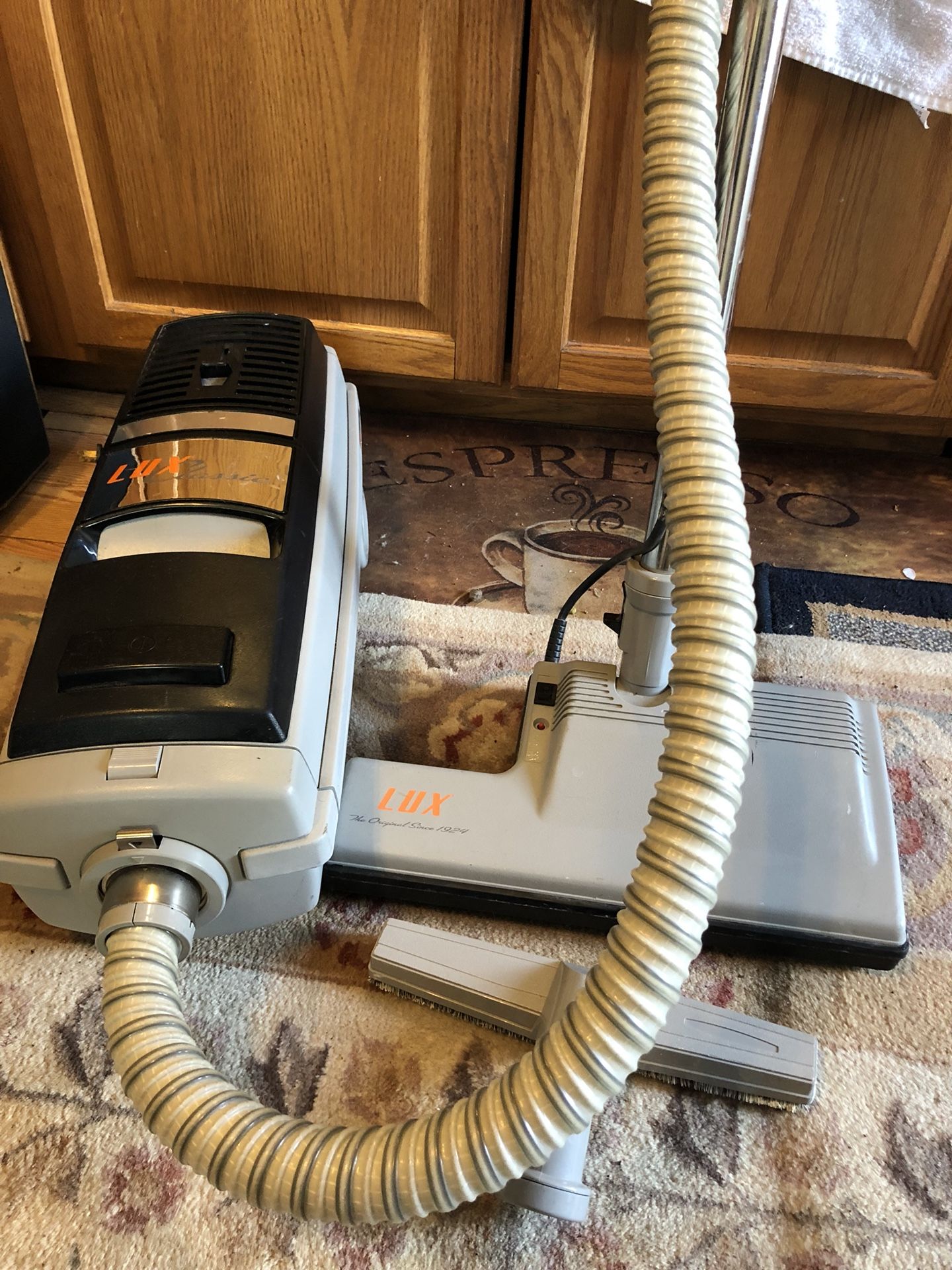 Aerus Electrolux lux classic canister vacuum (refurbished)