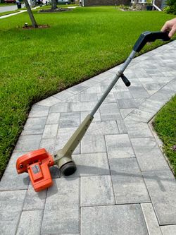 Black & Decker Deluxe Corded Heavy Duty Electric Lawn Edger