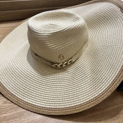 Adrienne Vittadini Hat