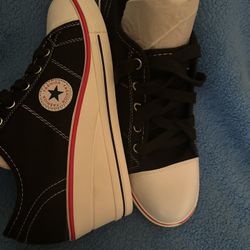 Wedge Shoes Size 8M🖤