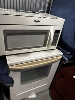 Stove and Microwave Whirlpool. Price Including Delivery