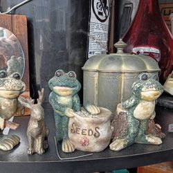 Singing Frogs And Friends Knick Knacks Porcelain $10 For All
