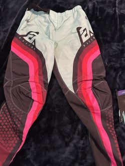 Women’s dirt Bike shirt/pant/gloves