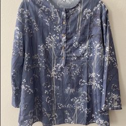 Floral Print Top Grey Women’s NWOT. Long Sleeve. Sz 2XL