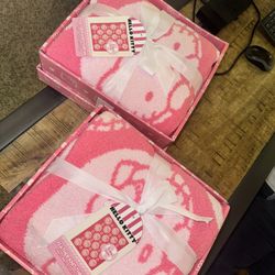 Hello Kitty Blanket In Box