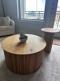 Oak wood coffee table and side table