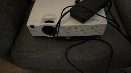 White planar LCD projector