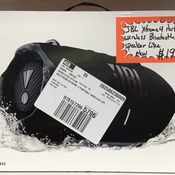 JBL Xtreme 4 Portable Wireless Bluetooth Speaker Like New 
