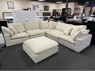 Cloud Sectional 6 Pcs Liquidation Set. Delivery Available