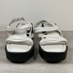 Wild Fable Chunky Platform Strap Sandals Size 7