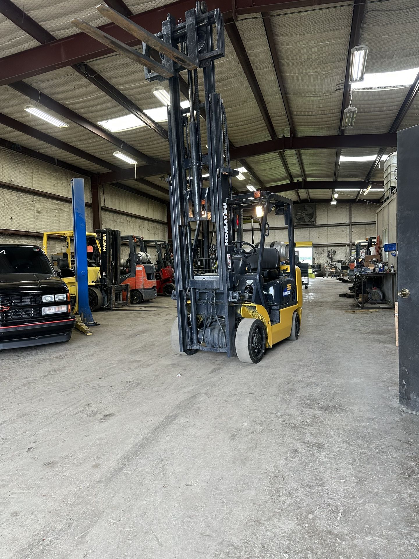 Forklift Komatsu 5000 Lbs