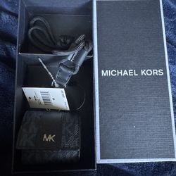 Michael Kors, AirPod Case