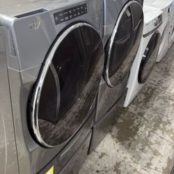 Whirlpool Frontload Washer And Gas Dryer