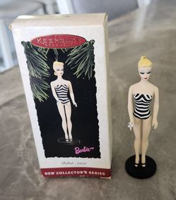 Hallmark Keepsake Barbie Debut 1959 Ornament 1994 #1 in Series