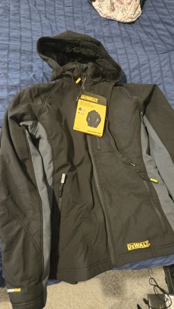 DeWalt Women's Heated Jacket Size Medium