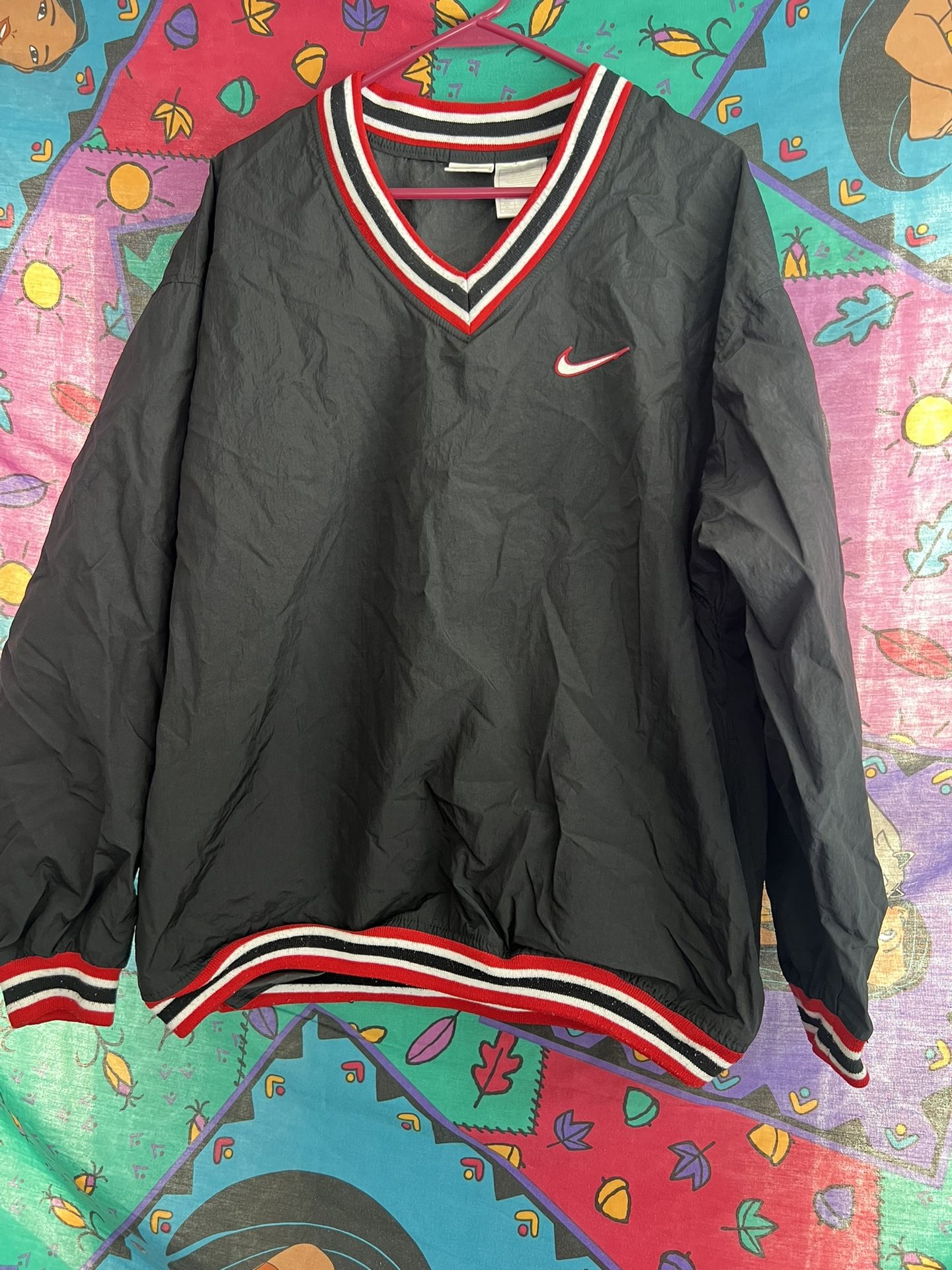 size XL nike windbreaker 