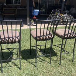 3 Bar High Chair Good Condition