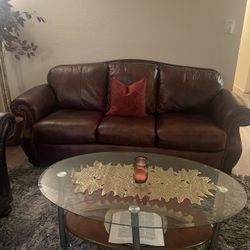 Absolutely, beautiful, clean no tears, Sofa  Arm C