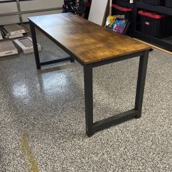 Desk Table