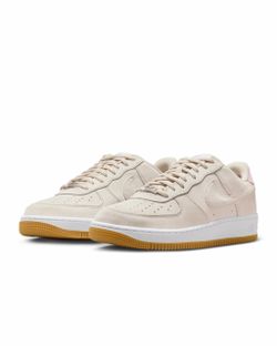Size 13  Nike SB Air Force 1 Low Light Orewood Brown and Pink Foam