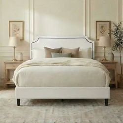 LocalSHA CERLIN Queen Bed Frame Velvet Upholstered Platform Bed With Notched Adjustable Headboard, Wooden Slats Support, No Box Spring Needed,Easy Ass