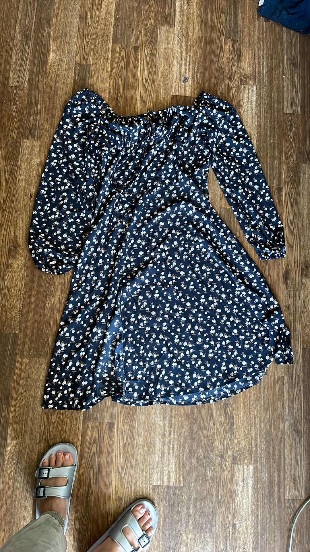 2/3 Flowy Dress