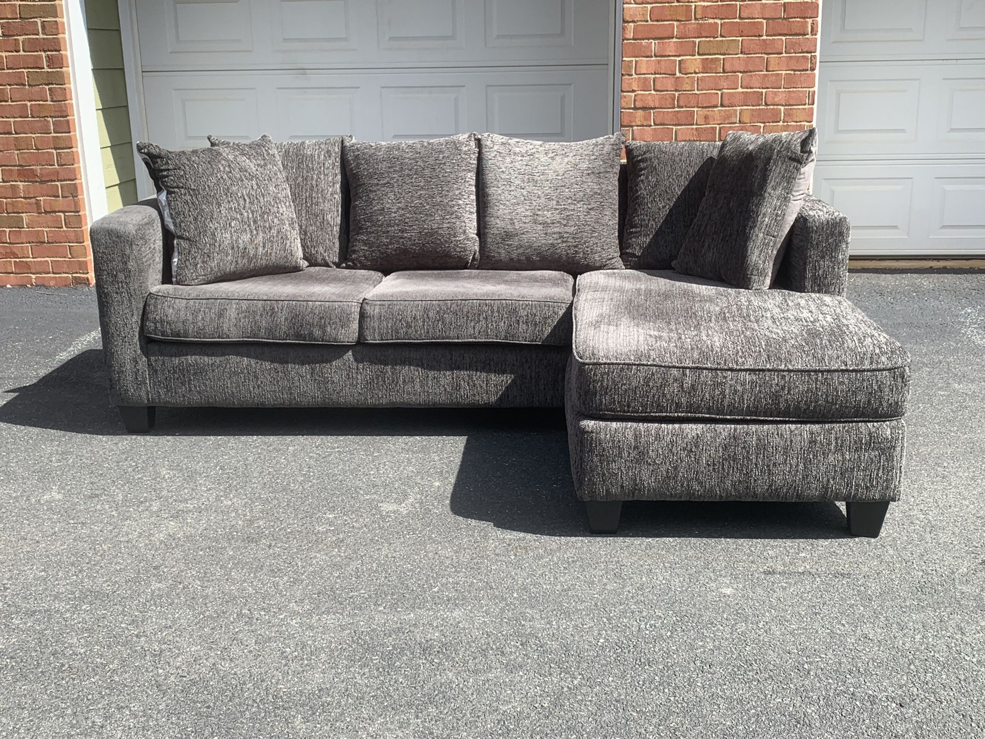 Free Delivery!— Olympus Modern Interchangeable Chaise Grey Fabric Sectional Couch