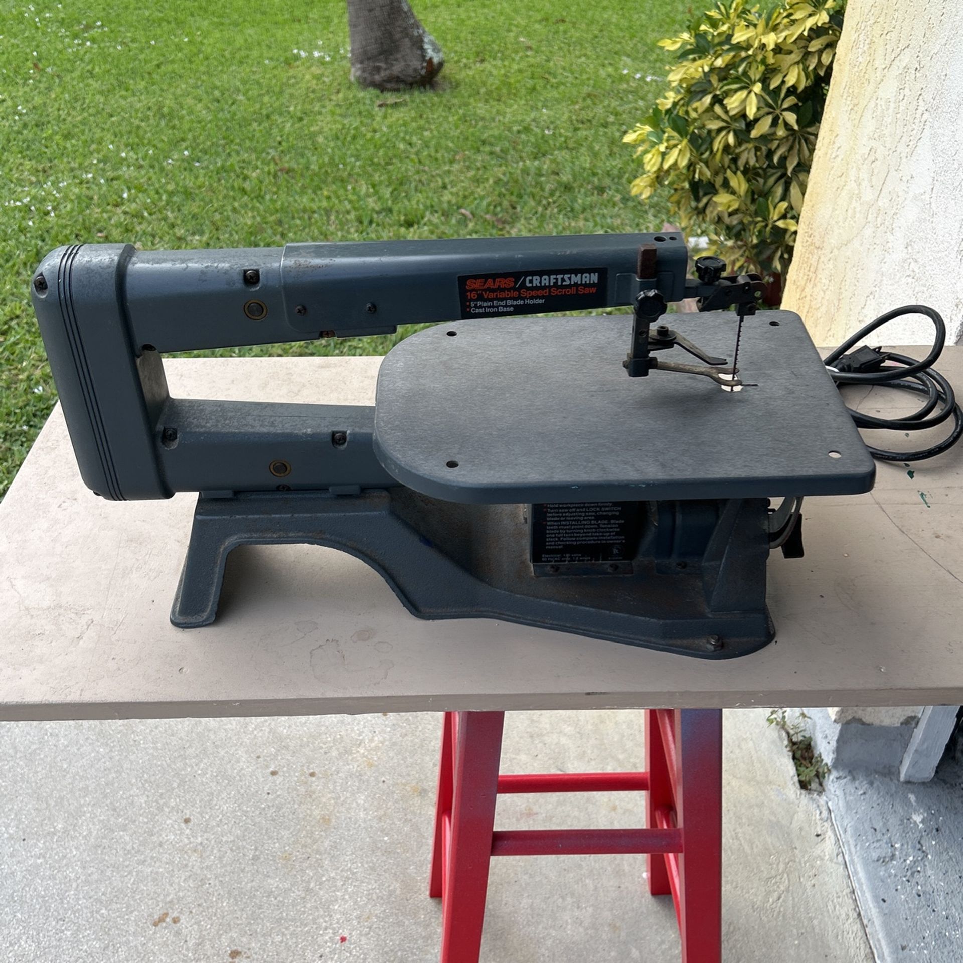 Craftsman 16” Variable Speed Scroll Saw