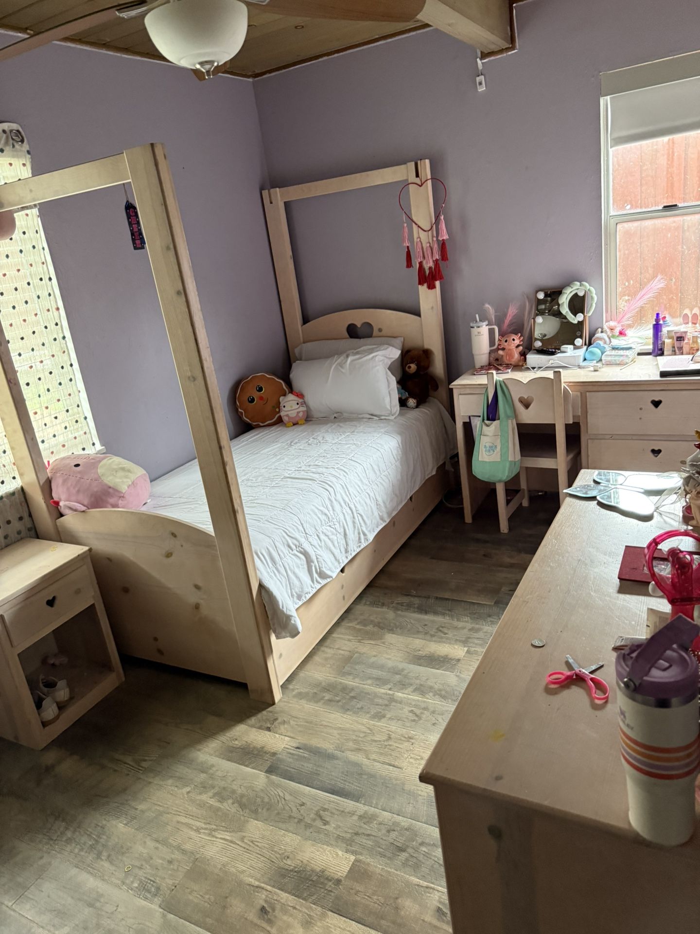 Little Girls Bedroom Set