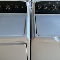 1 YEAR OLD . WHIRLPOOL HE KING SIZE STAINLESS STEEL WASHER&ELECTRIC DRYER SET . PERFECT CONDITION .
